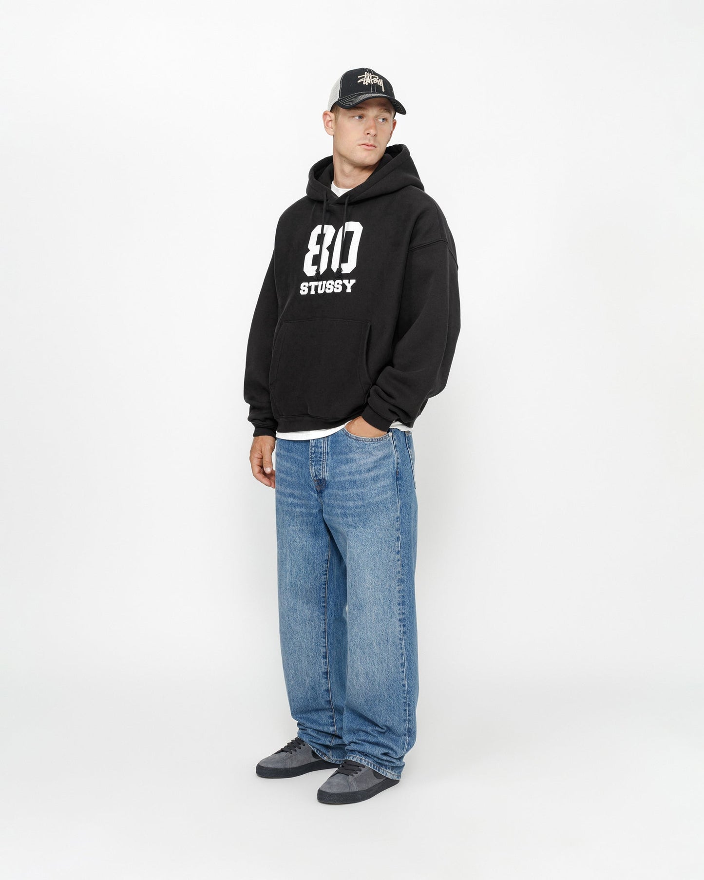 SWEAT À CAPUCHE DÉTENDU 80